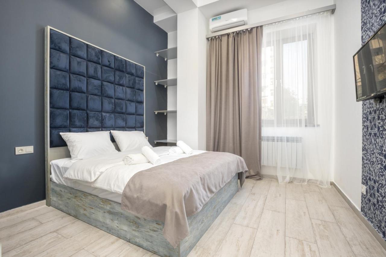 Hotel Armeni Yerevan Ngoại thất bức ảnh