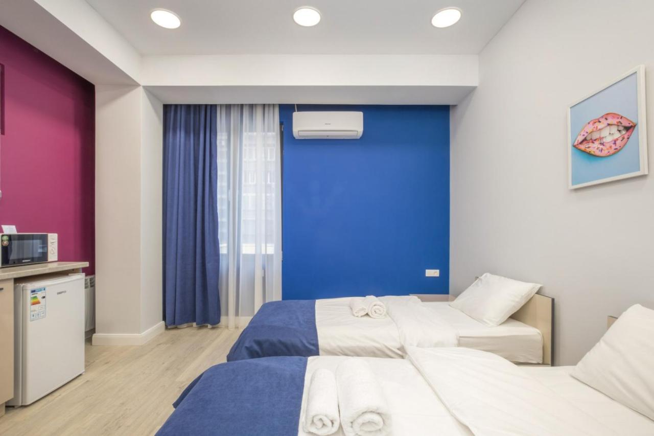 Hotel Armeni Yerevan Ngoại thất bức ảnh